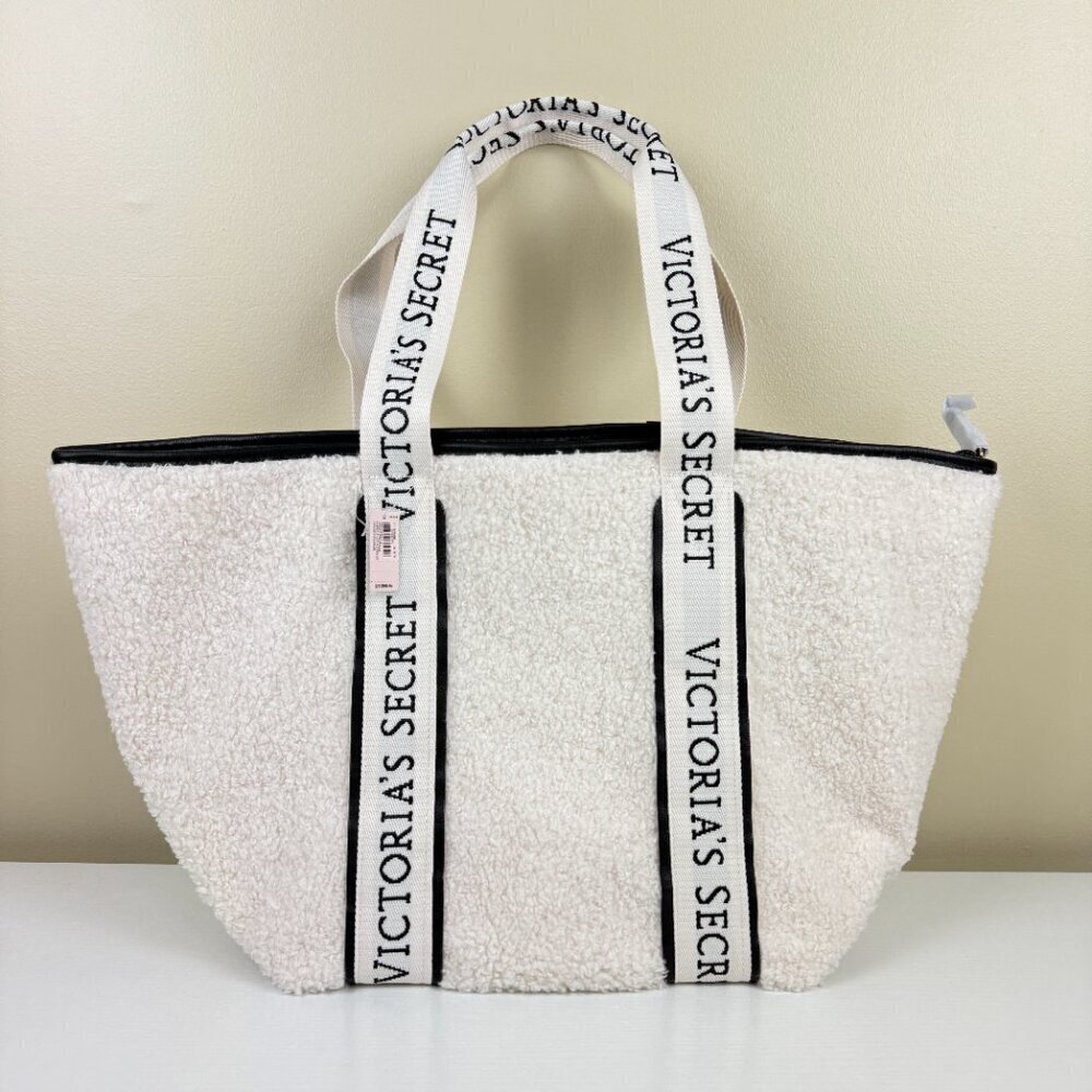 NEW Victoria's Secret Cozy Plush Tote Bag White